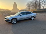 BMW 740i E38 4.4l V8  - BMW 740: 740i E38