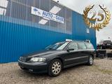 Volvo V70 Kombi 2.4 Kinetic**8 Fach*ALU** - Volvo V70 Kinetic mit Benzin-Antrieb