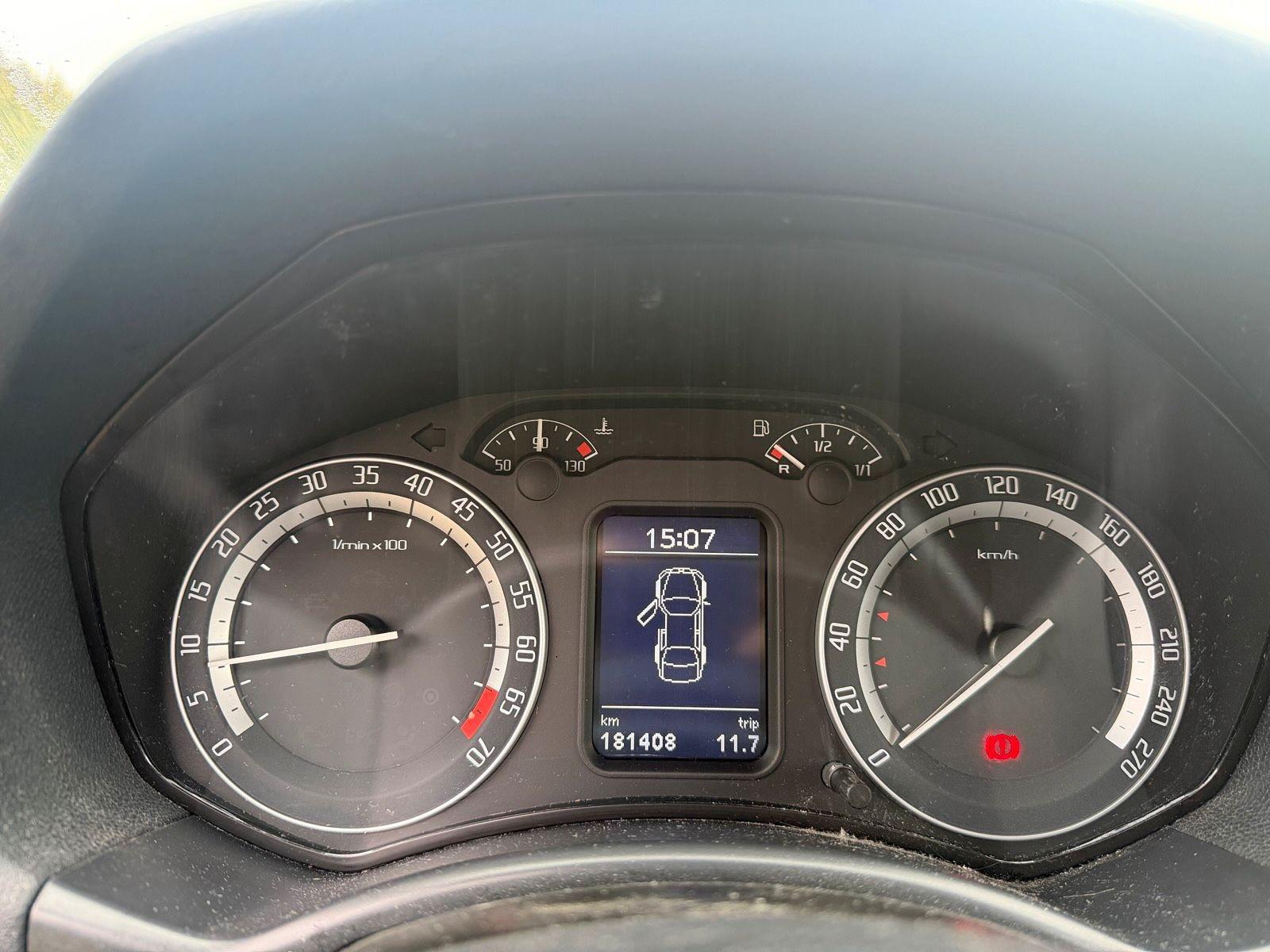 Skoda Octavia 2006 — photo 12
