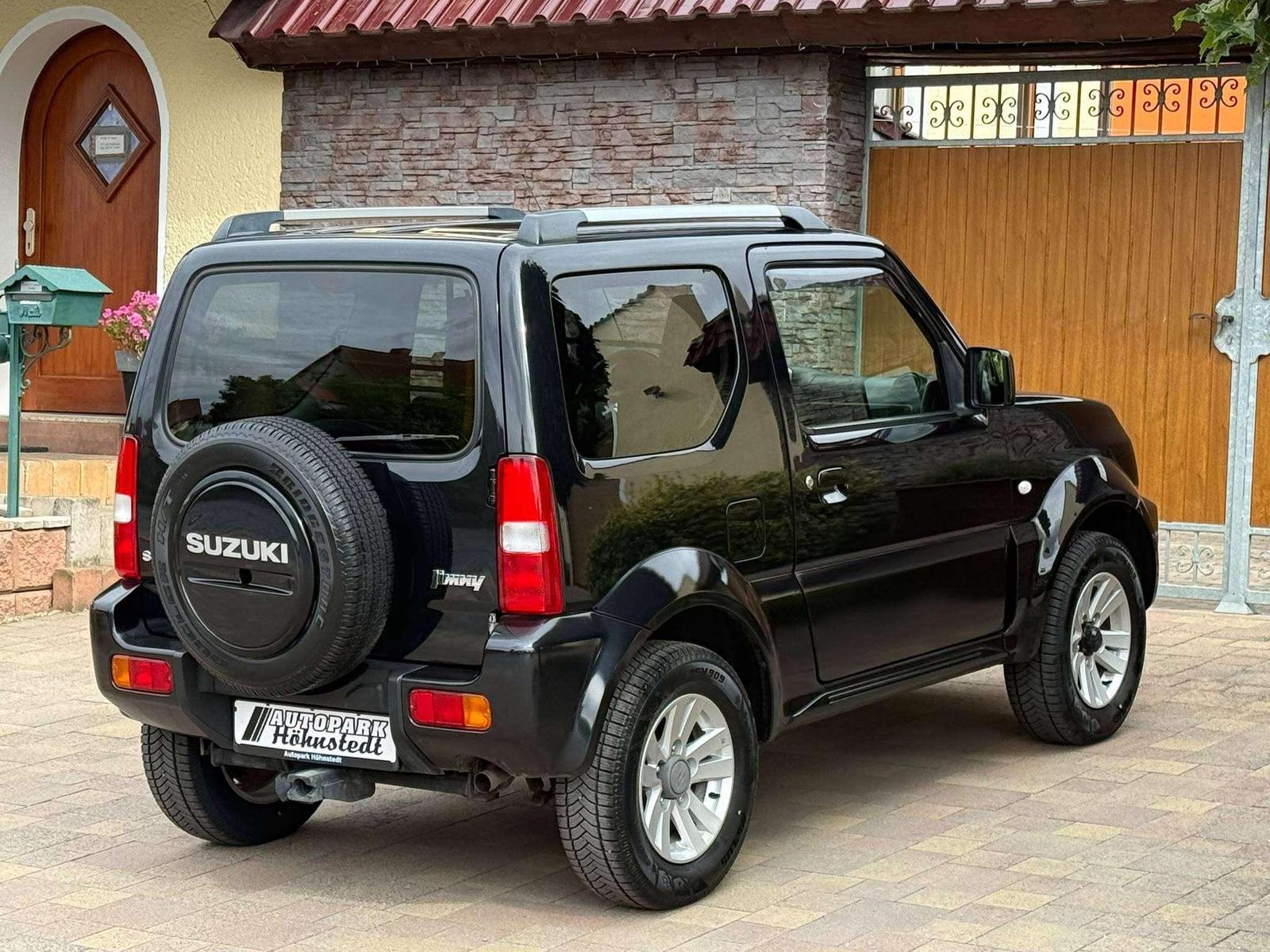 Suzuki Jimny 1.4 86ch - 2 ème main - Climatisation - CT récent - Attelage