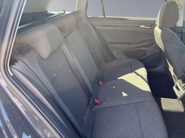 Golf VIII Life Variant 2.0TDI DSG LED, Navigatio