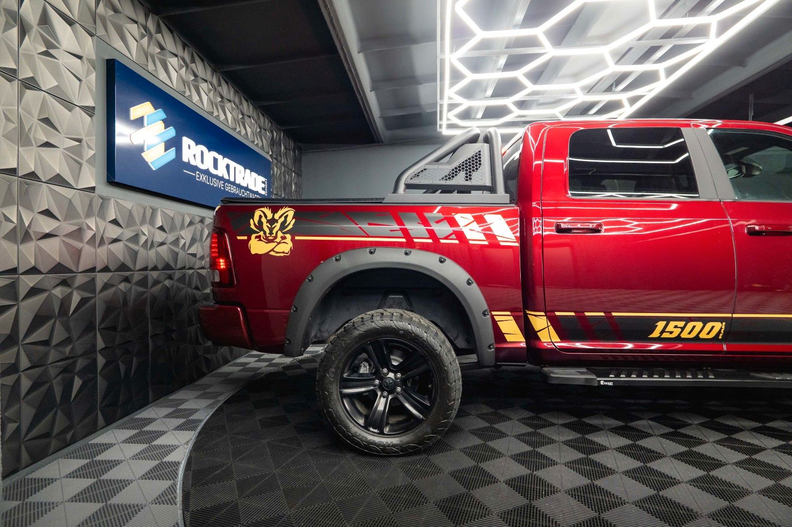 Fahrzeugabbildung Dodge RAM 5.7 V8 HEMI 4x4 OFFROAD Night-Paket *LED*AHK