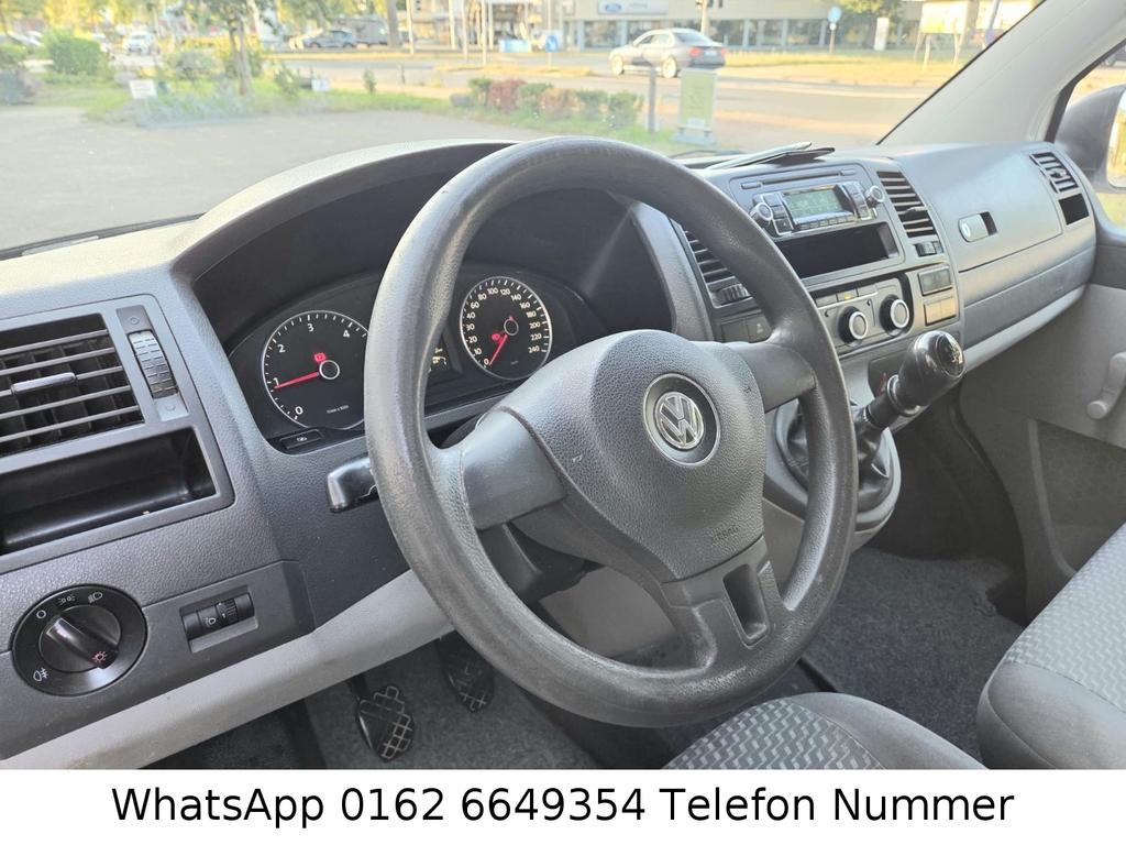 Volkswagen T5 Kombi