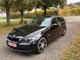 BMW 325 Baureihe 3 Touring 325iOrg 142Tkm Tüv Neu - gebrauchte BMW 325 aus dem Jahr 2006