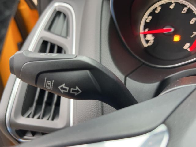 Ford Focus ST °RECARO°Bi-Xenon°Navi°Keyless°AAC°SHZ°