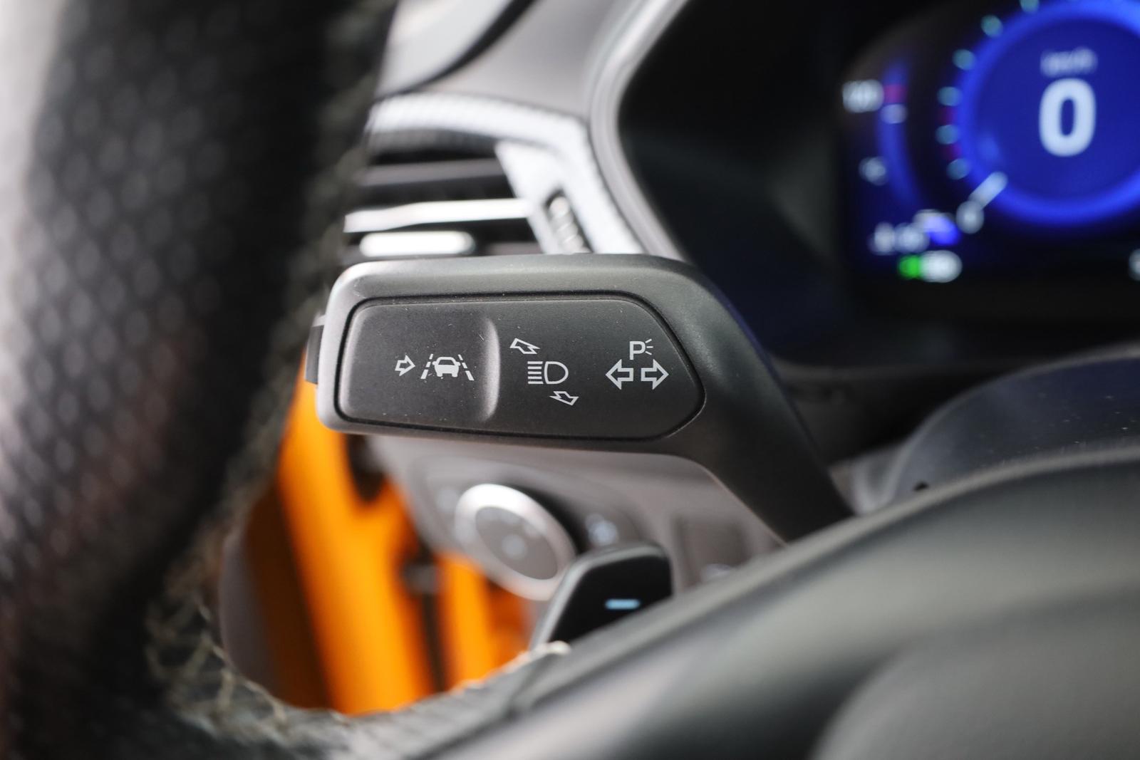 Ford Focus Turnier 2.3 EB ST LED Navi Kamera ACC AHK