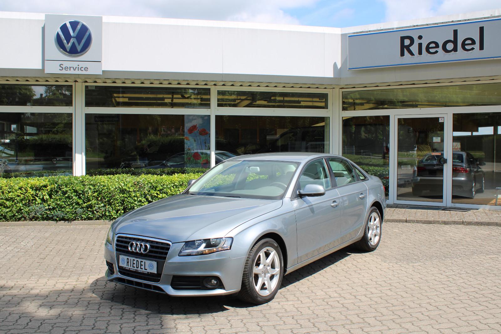 Audi A4 Lim. Ambition 1.8 TFSI, Leder