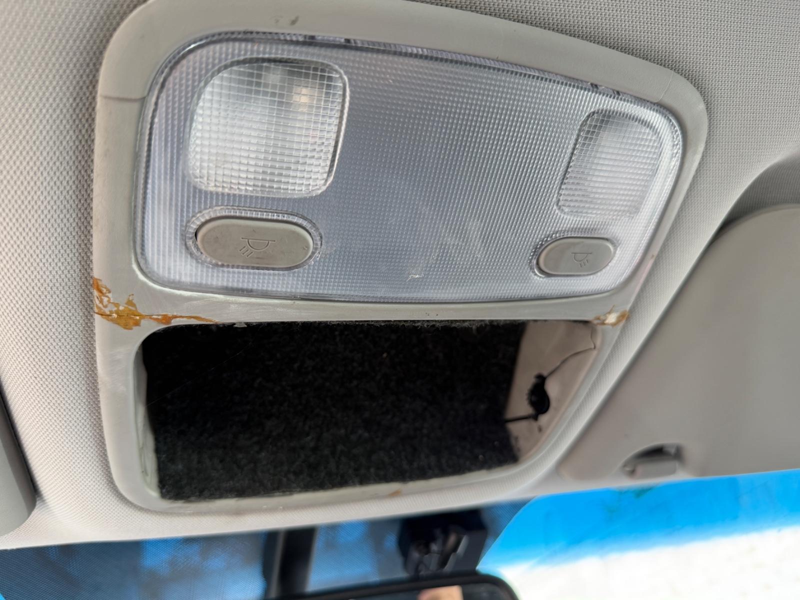Kia Carens 2009 — photo 18
