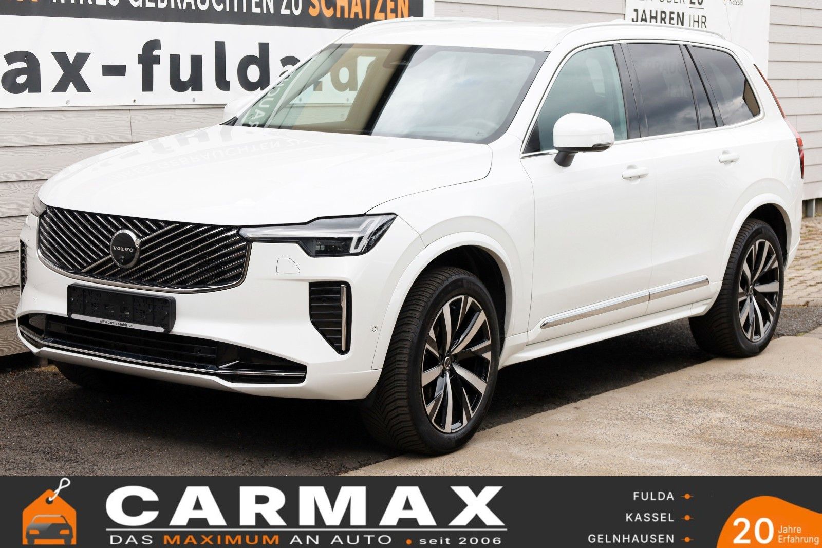 Fahrzeugabbildung Volvo XC90 Plus Bright AWD,7Sitz,4xSH,360°,HUD,ACC,AHK