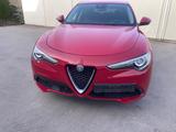 Alfa Romeo Stelvio Super Q4 Allrad  2HD leder klima AT8 - Alfa Romeo in Wuppertal