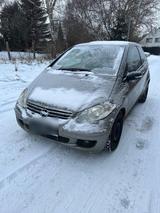 Mercedes-Benz Mercedes A 160/ 2L Diesel/ AHK - gebrauchte Mercedes-Benz A 160 aus dem Jahr 2005
