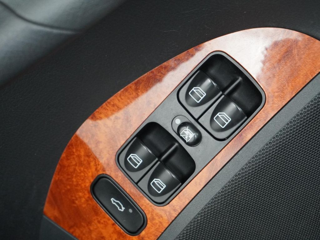 Mercedes-Benz CLK 240 Coupé Elegance Youngtimer Leder Comand n