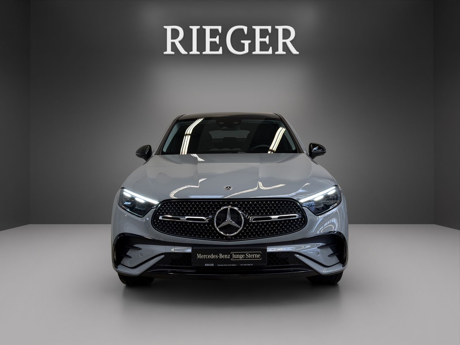 Mercedes-Benz GLC 300 d 4M Coupe AMG Adv. AHK Pano NIGHT 20 foto 2