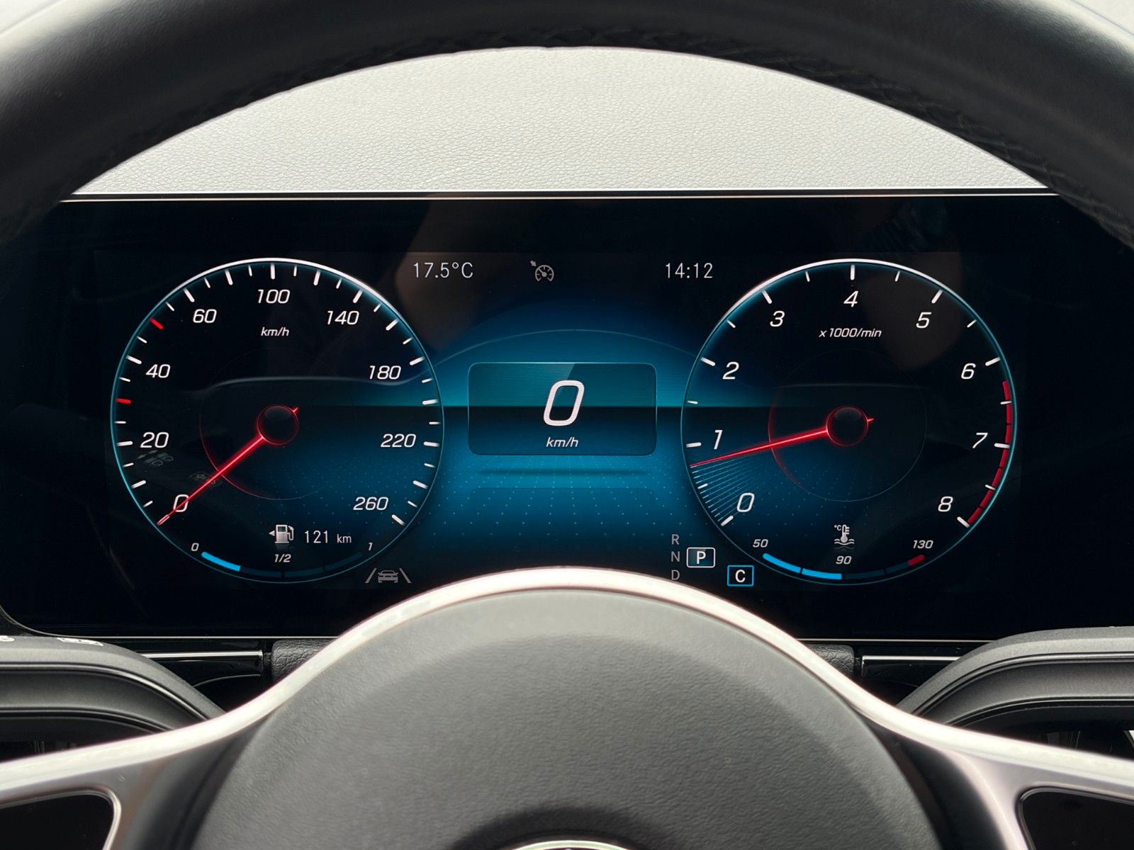 Fahrzeugabbildung Mercedes-Benz GLA 200 7G-DCT Progressive CarPlay Temp CAM AHK