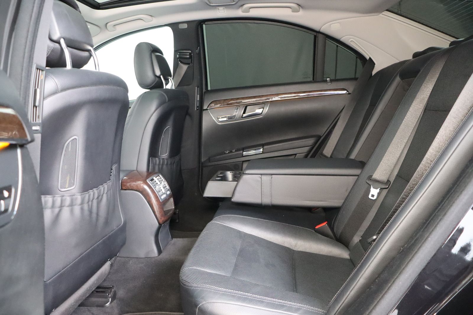Fahrzeugabbildung Mercedes-Benz S 350 BlueTEC 4MATIC  * DIS * Nachtsicht * AHK
