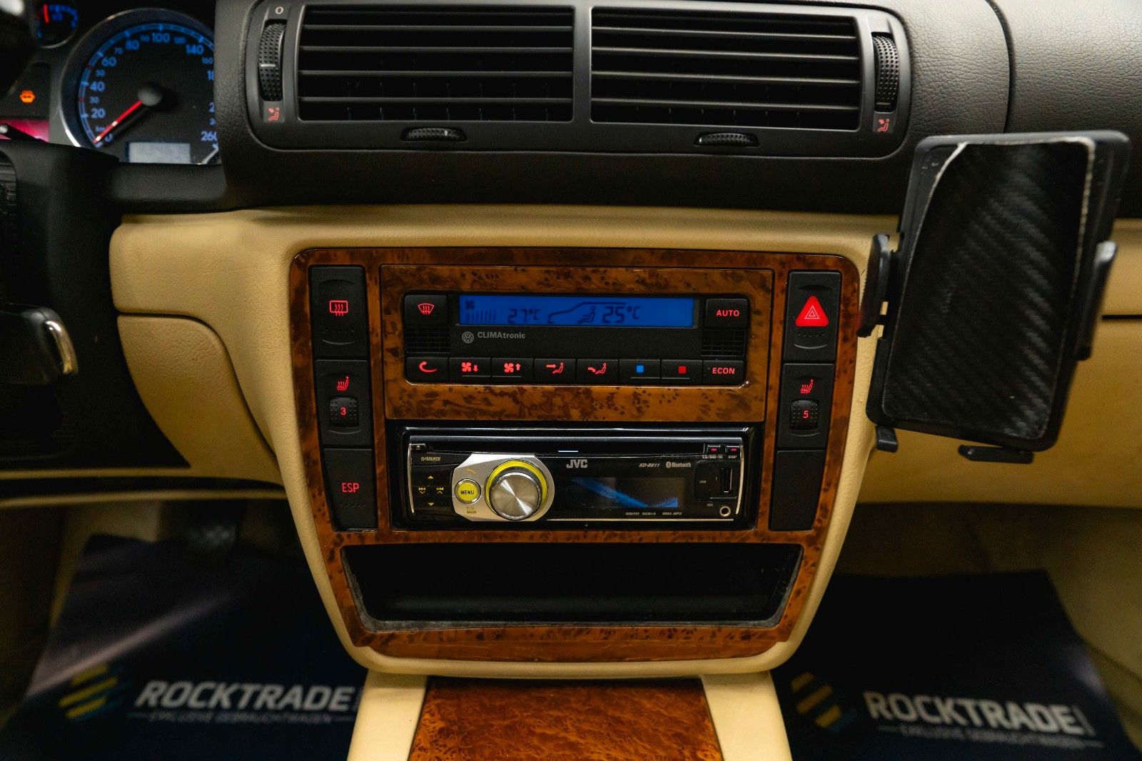 Fahrzeugabbildung Volkswagen Passat 2.0 Highline | Alcantara | Xenon | MP3