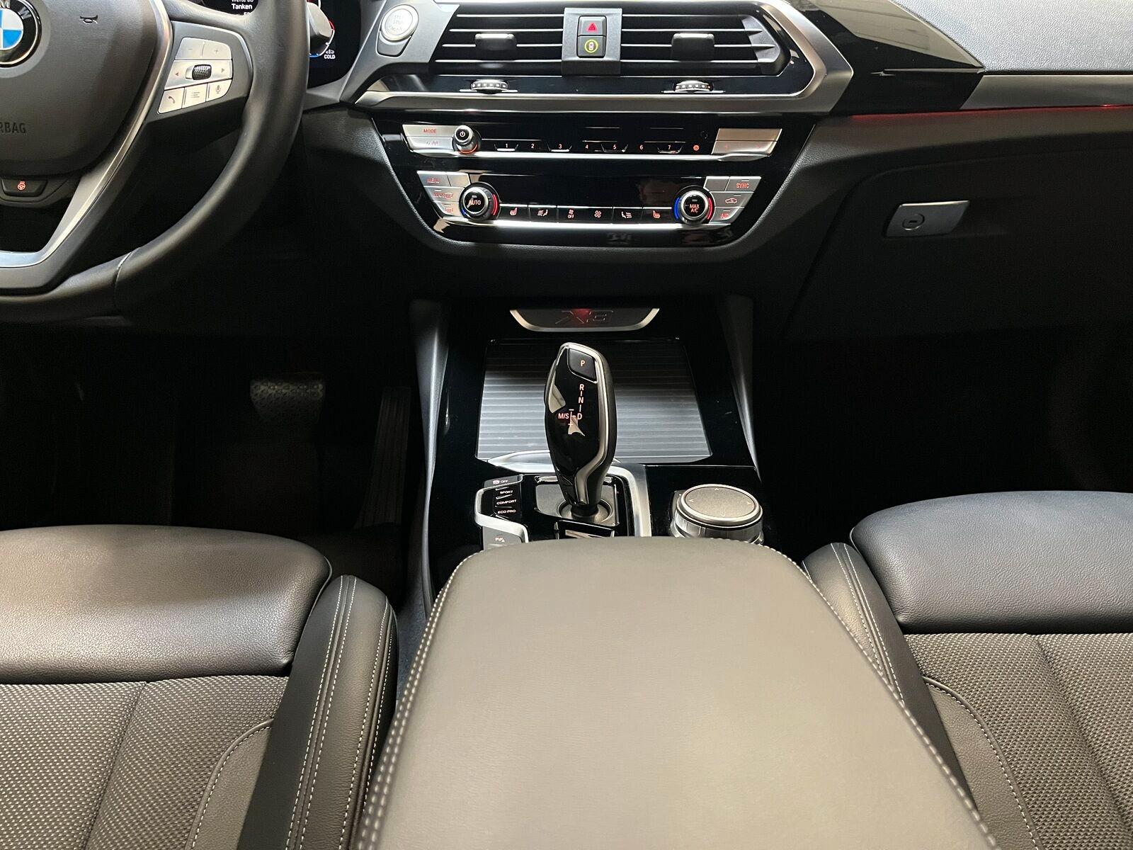 BMW X3 xDrive 20d X Line Navi Pano HUD, миниатюра 12