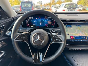Mercedes E 220 - 10