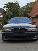 BMW E39 530I - BMW 530 Limousine 530i e39 mit Benzin-Antrieb