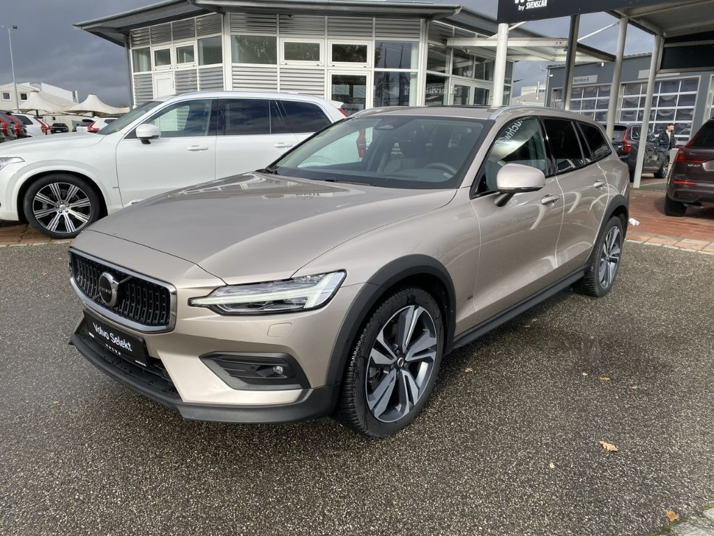 Volvo V60 Cross Country Cross Country Ultimate B4 AWD imagem 2