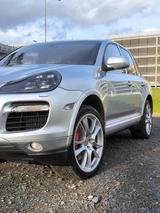 Porsche Cayenne Turbo Scheckheft Porsche - Porsche Cayenne aus 2009: Turbo