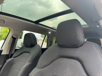 Fahrzeugverkauf 14 Skoda Kodiaq 1.5 TSI Selection AHK+Panodach+Matrix