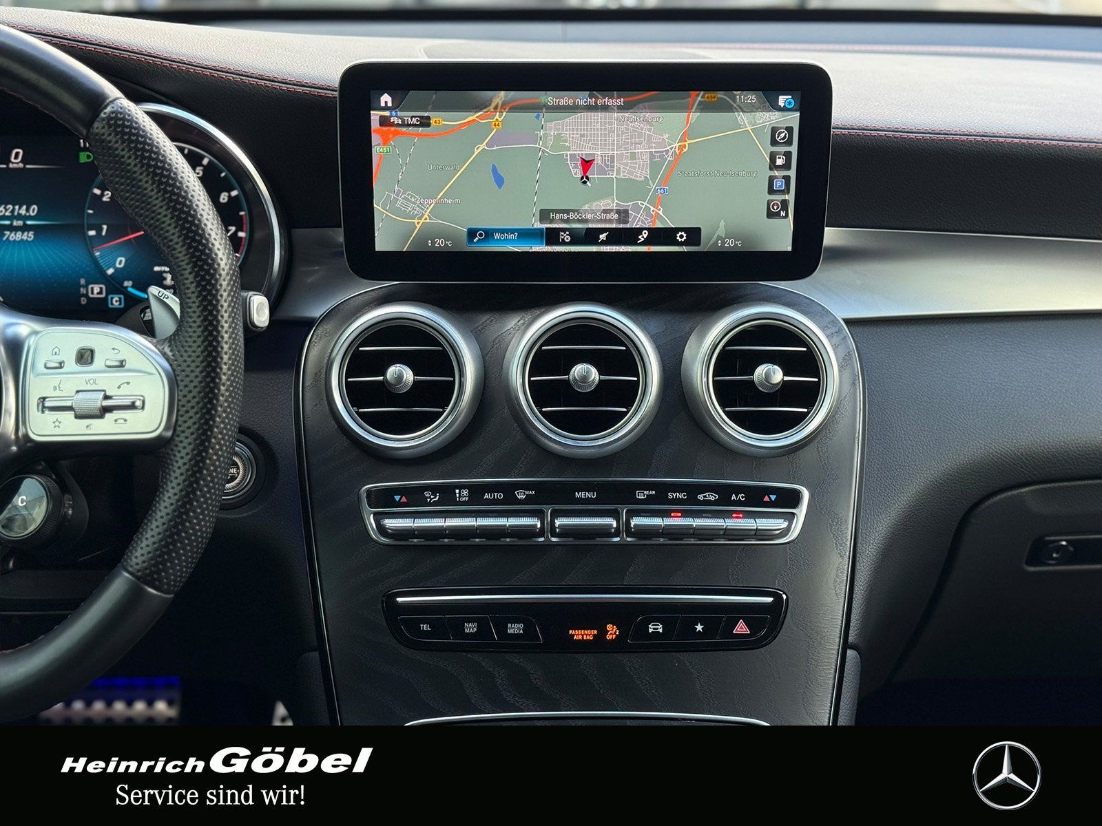 Fahrzeugabbildung Mercedes-Benz GLC 43 AMG*AHK*PANORAMA*AMBIENTE*NIGHTPAKET*