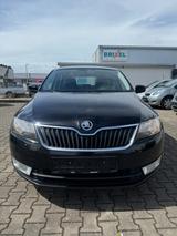 Skoda Rapid Spaceback Ambition*Top-Ausstattung* - Skoda Rapid Ambition mit Diesel-Antrieb