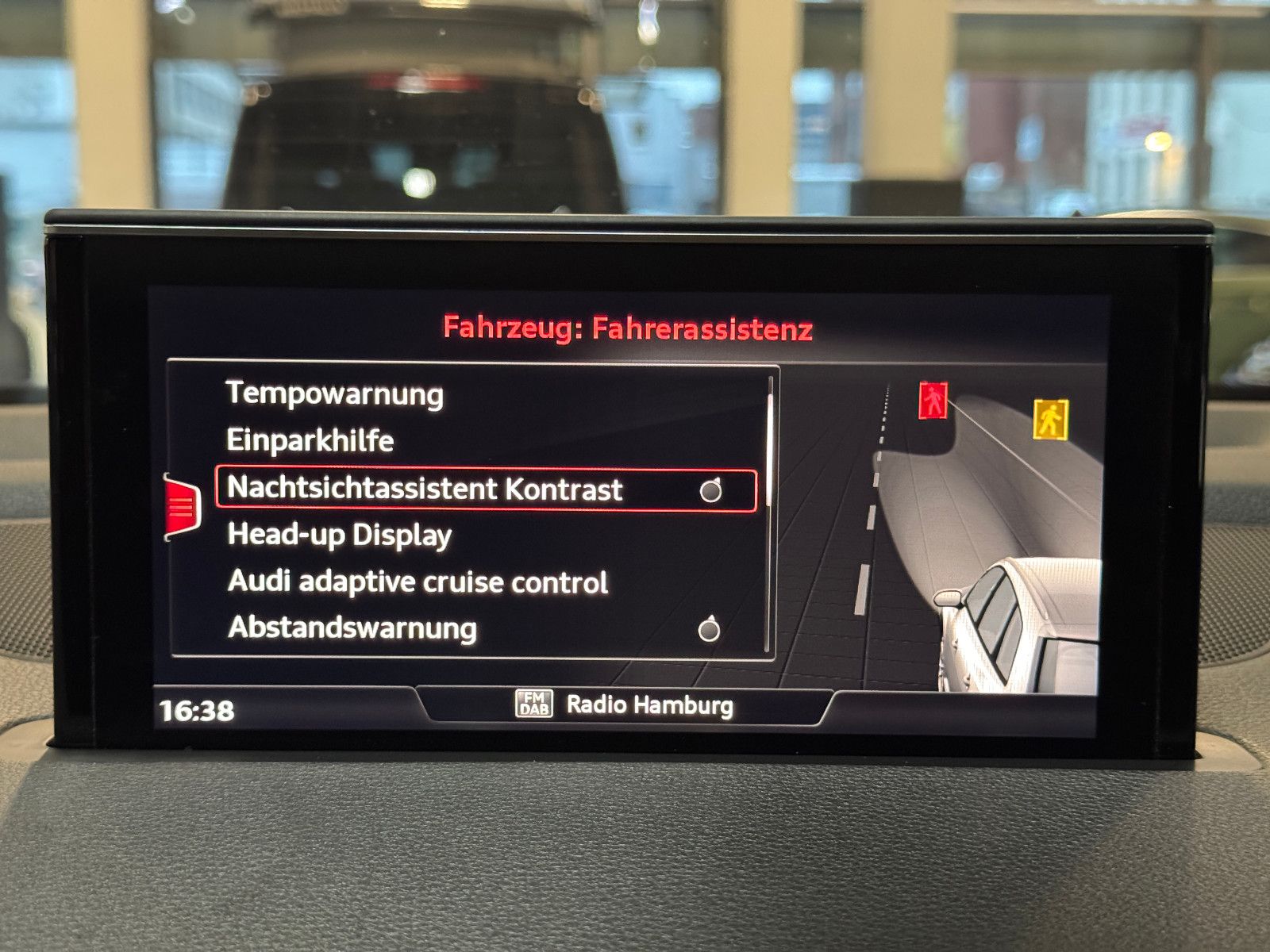 Fahrzeugabbildung Audi Q7 3.0 TDI QUATTRO 3X S-LINE VOLLAUSTATTUNG 21´