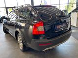 Skoda Octavia Combi Scout 4X4 *TÜV Neu*Xenon* - Skoda Octavia aus 2012 mit Diesel-Antrieb: Kombi