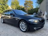 BMW 525d Touring/H-UP/PANO/SOFTCL./R-CAM/NAVI*VOLL* - BMW 525 mit Diesel-Antrieb: Kombi