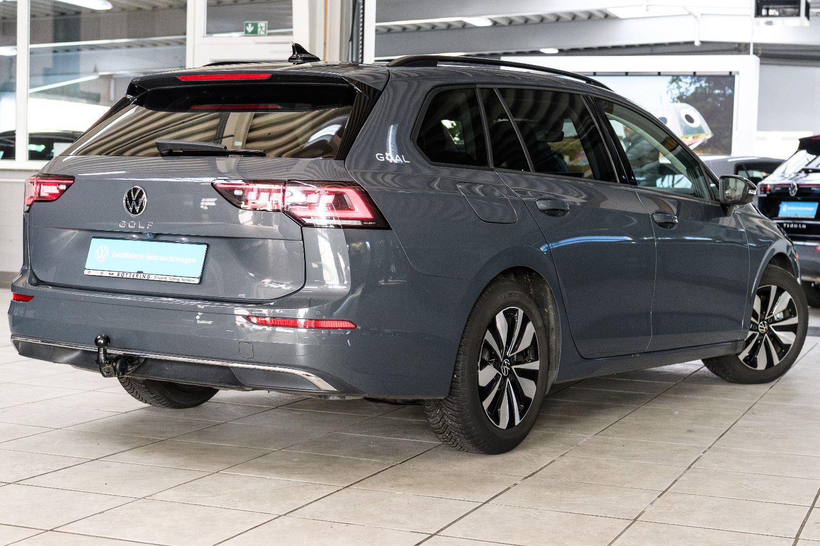 Fahrzeugabbildung Volkswagen Golf VIII Variant Goal 2.0 TDI IQ-LED+AHK+360°KA