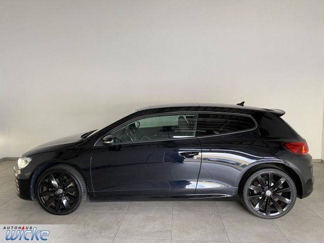 Scirocco 2.0 TDI DSG R Line NAVI KLIMA PANO 19