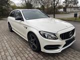 Mercedes-Benz C 43 4MATIC T 9G DESIGNO Panorama Diamantweiß - Mercedes-Benz C 43 AMG Gebrauchtwagen in München