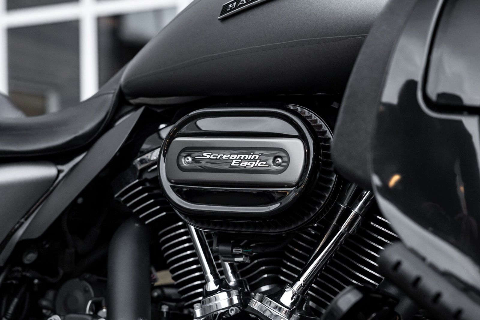 Fahrzeugabbildung Harley-Davidson FLHXS Street Glide 107 Cui - Screaming Eagle APE