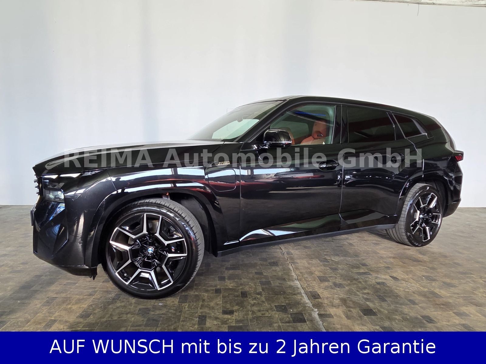 Fahrzeugabbildung BMW XM M, 480 KW, B&W, HUD, AHK, Laser, SOH 94,2%