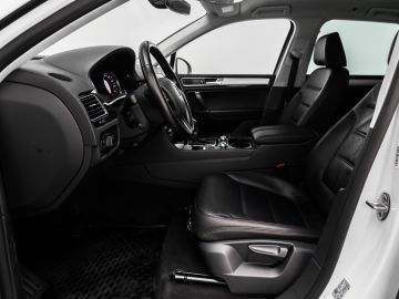 Volkswagen Touareg - 6
