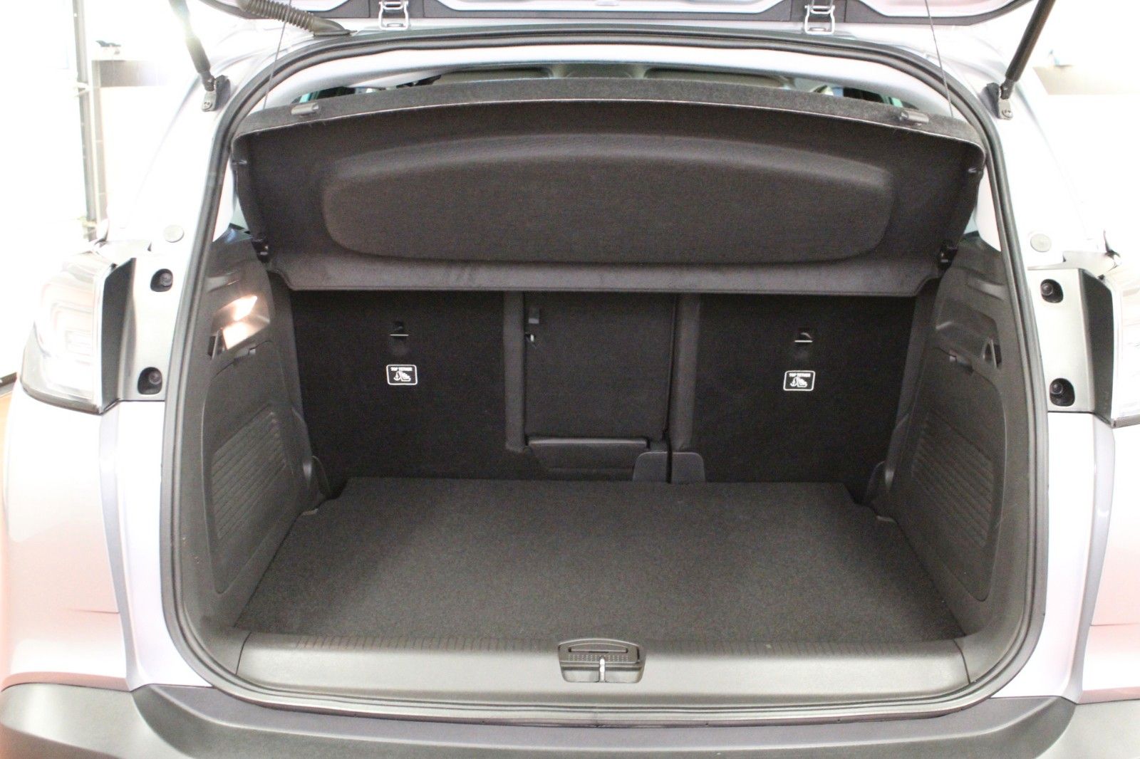 Fahrzeugabbildung Opel Crossland Ultimate 1.2 Turbo