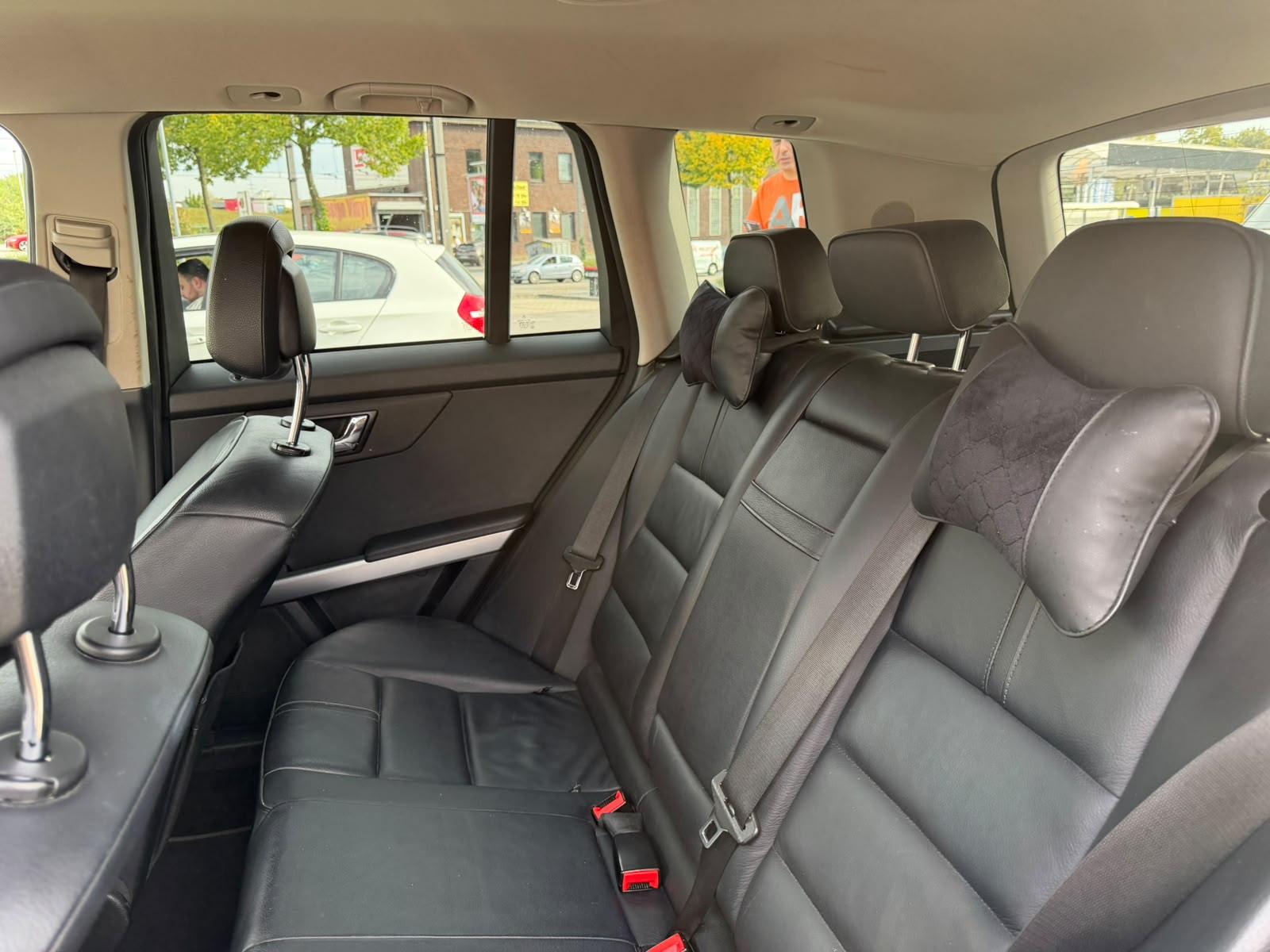 Mercedes-Benz GLK220 2009 — photo 14