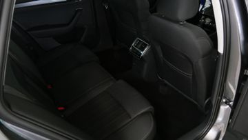 Skoda Superb Combi Style 2.0 TDI DSG NAV PDC MATRIX