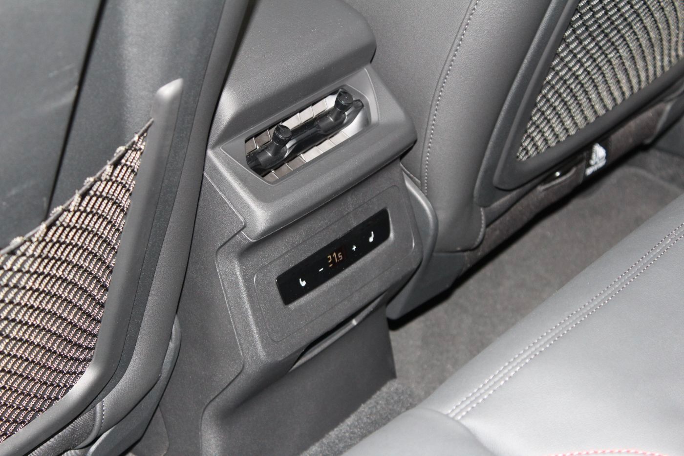 Audi Q6 e-tron - Bild 16