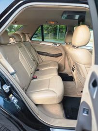 Mercedes ML 250 - 8
