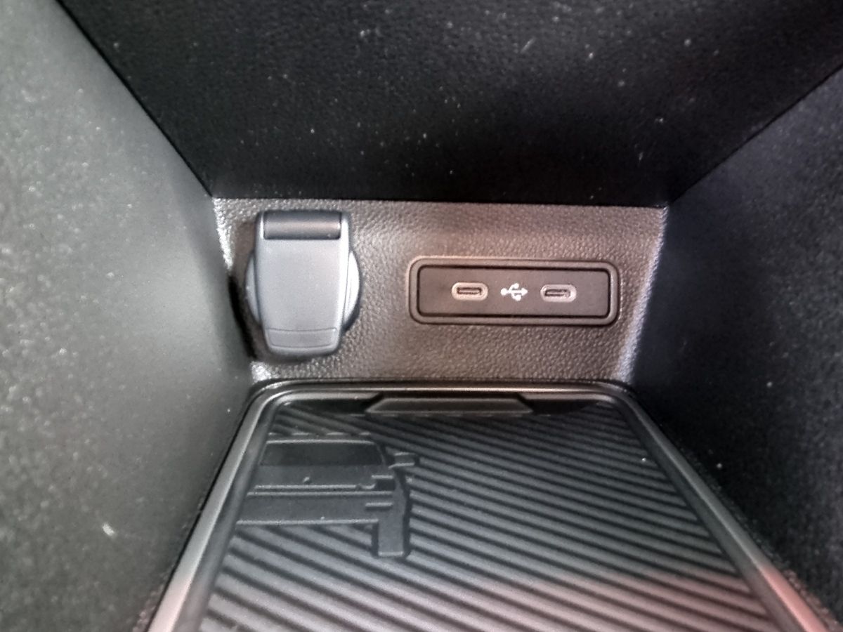 Fahrzeugabbildung Renault R 5 E-Tech elektrisch Techno 150 Comfort Range