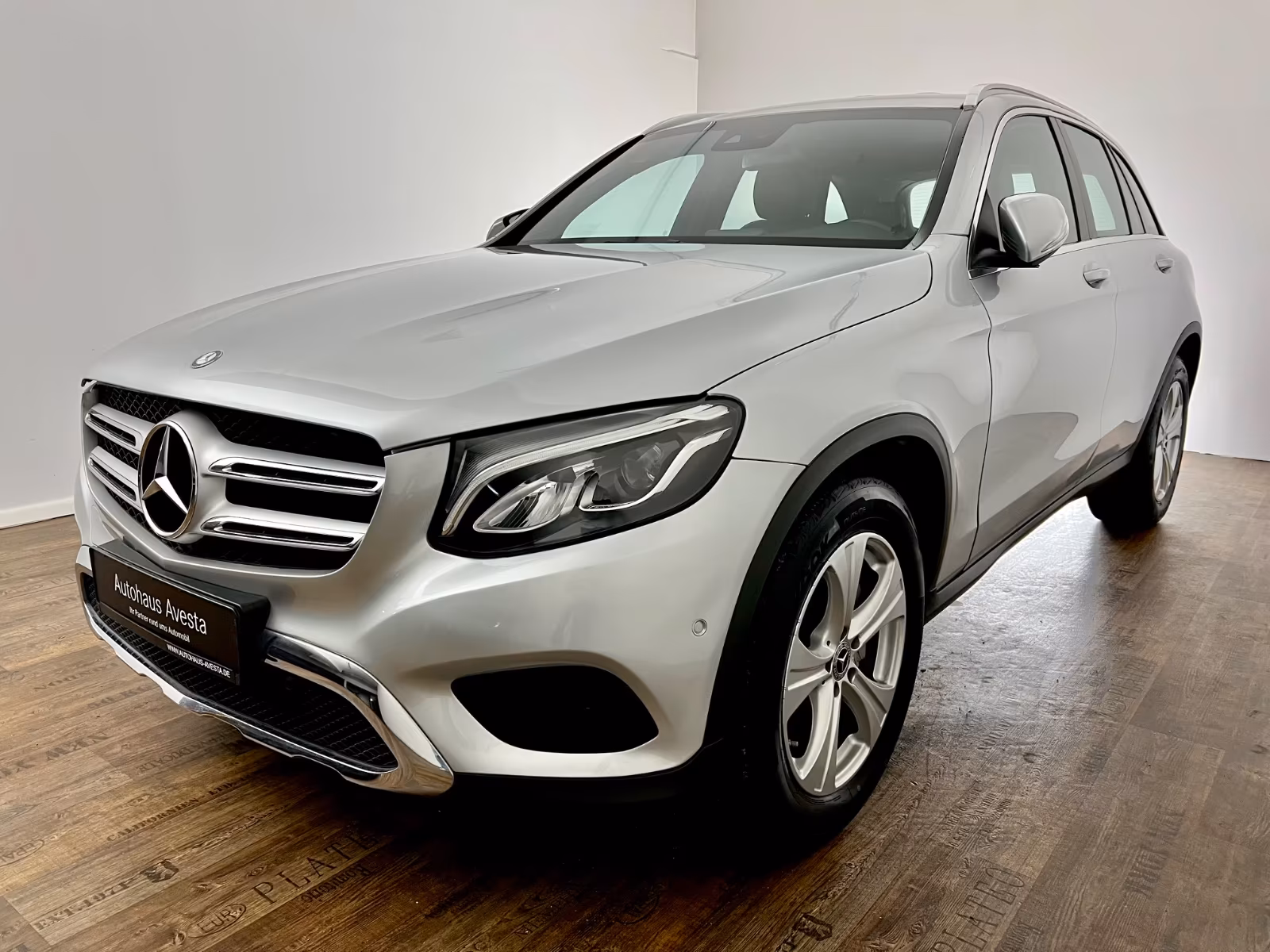 Mercedes-Benz GLC 250 4Matic / NUR 49.tKM / 2.HD / LED /