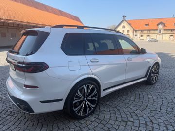 BMW X7 - 8
