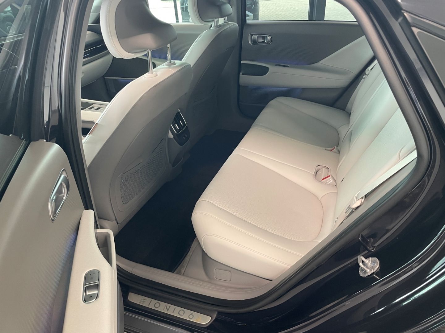 Hyundai IONIQ 6 – Bild 8