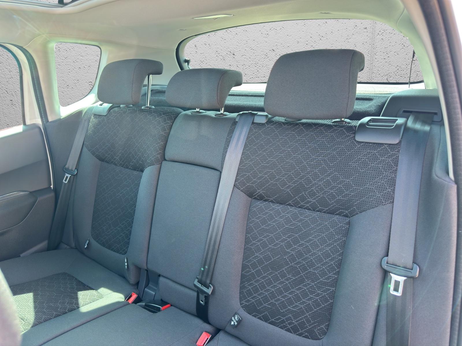 Peugeot 3008 Style*Pano*PDC*Head-Up*Tempomat*