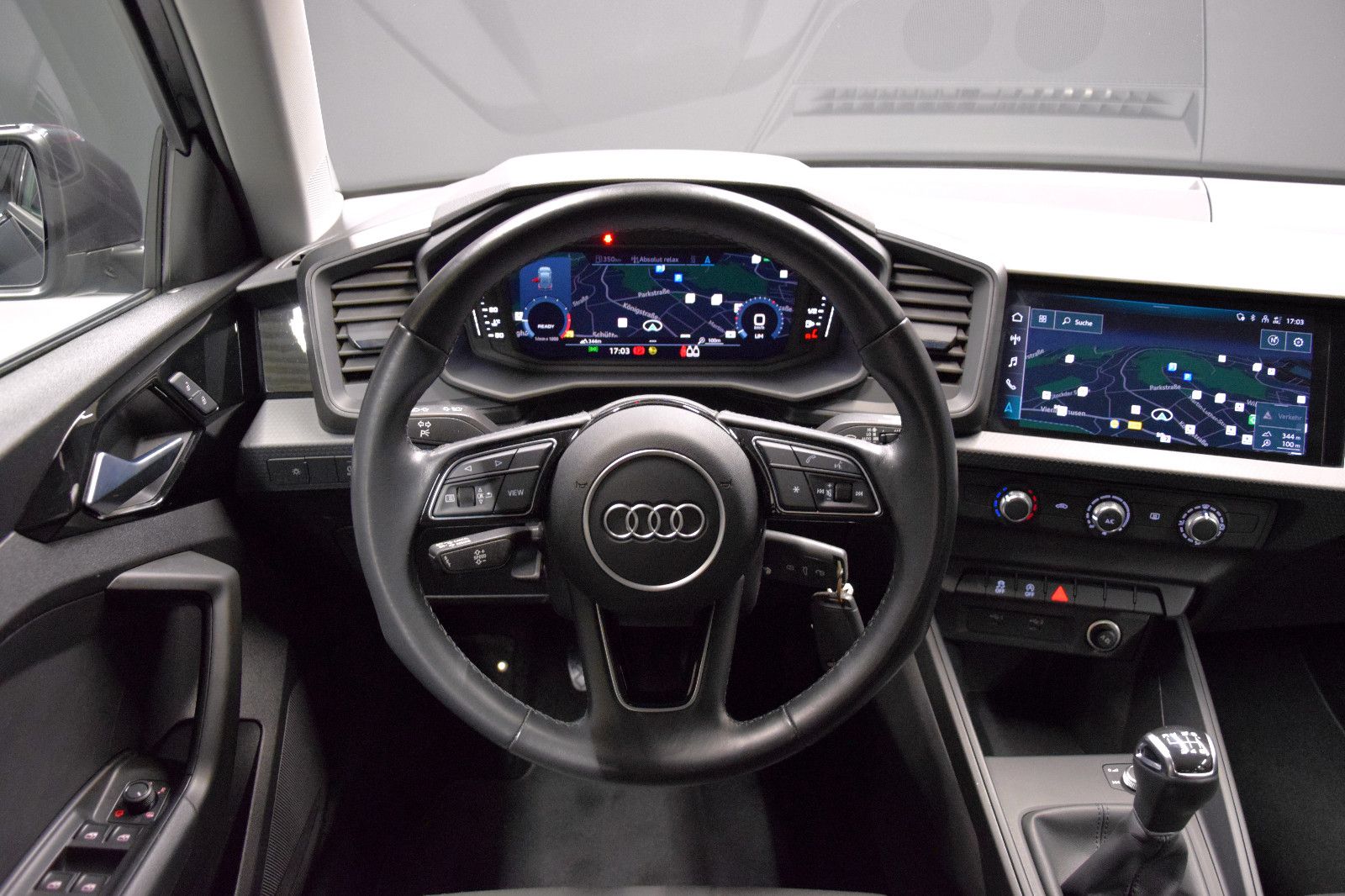 Fahrzeugabbildung Audi A1 Sportback 30 TFSI Virtual  DAB Temp Navi PDC