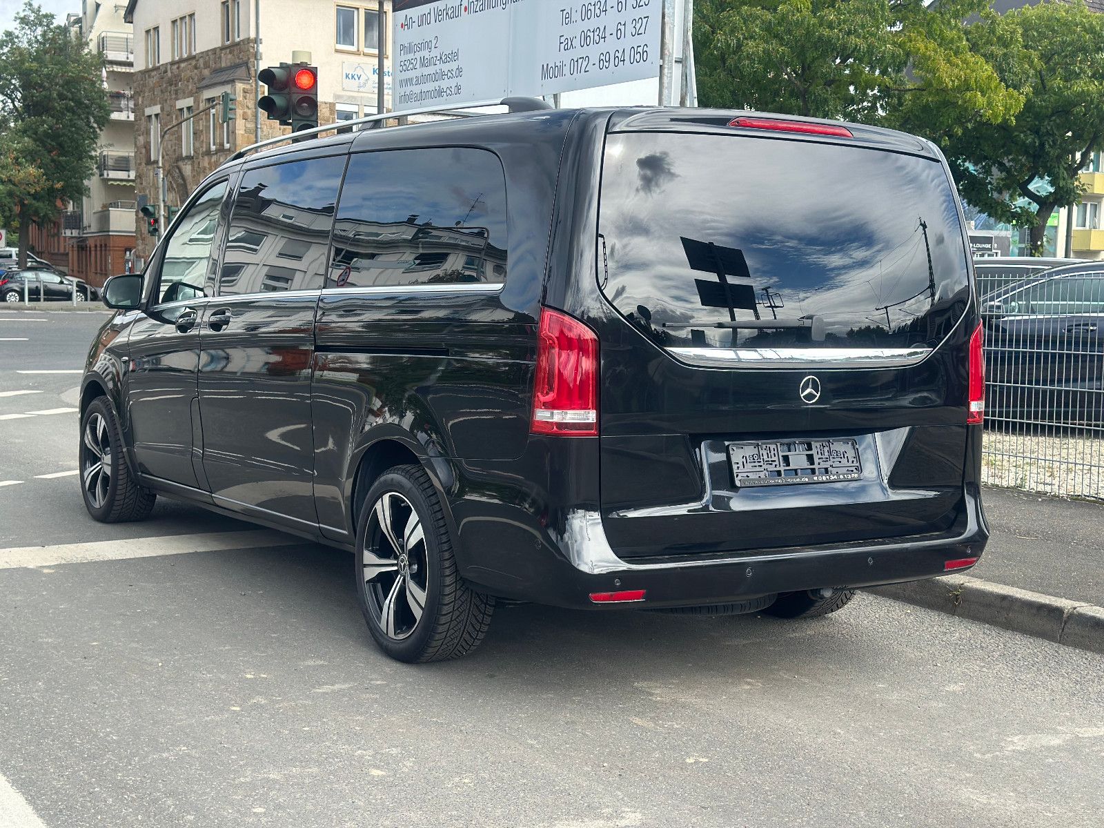 Fahrzeugabbildung Mercedes-Benz V 250d 4MATIC AVANTGARDE*AHK+EXTRA LANG