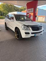 Mercedes-Benz Mercedes Gl 450 - Mercedes-Benz GL 450 mit Benzin-Antrieb: Automatik